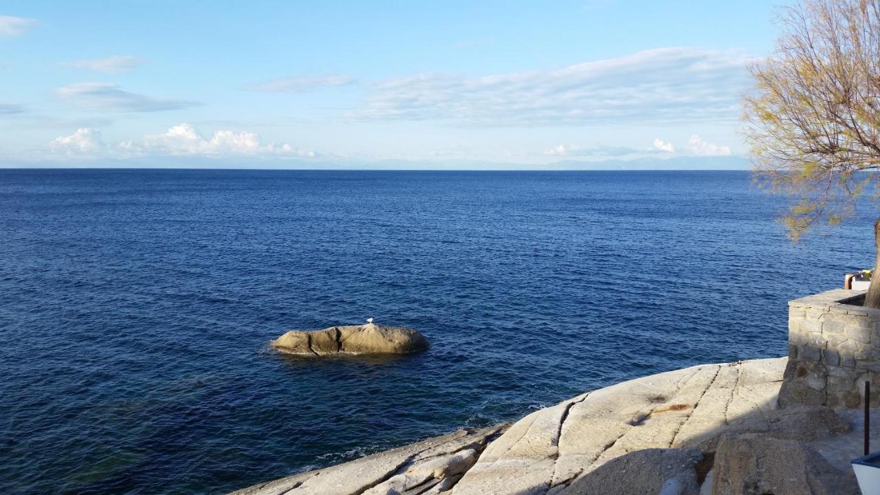 Appartamenti - Villa Mare Pomonte Exteriör bild