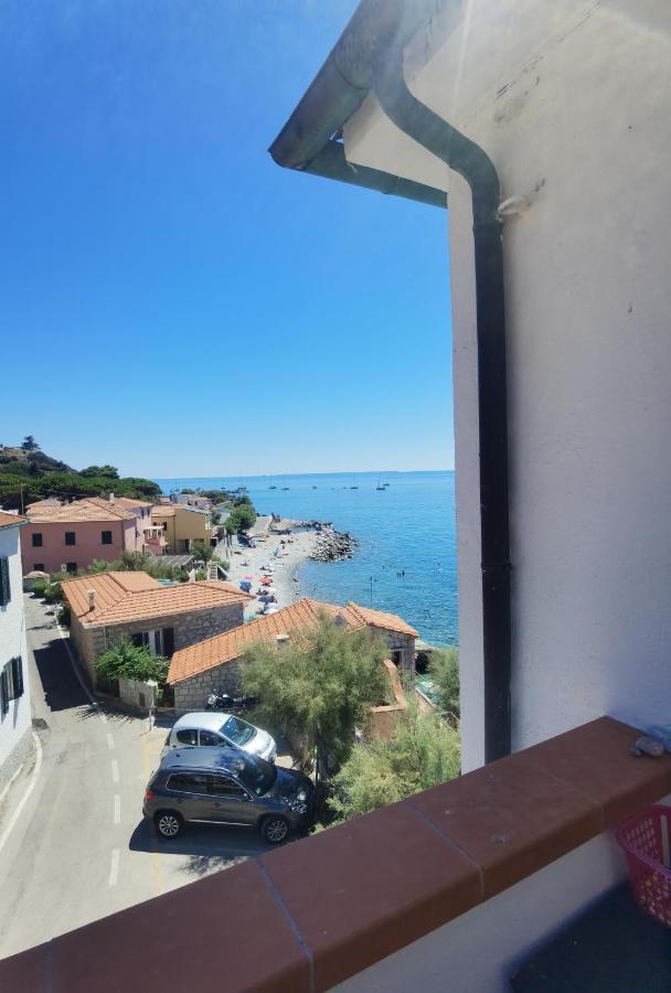 Appartamenti - Villa Mare Pomonte Exteriör bild